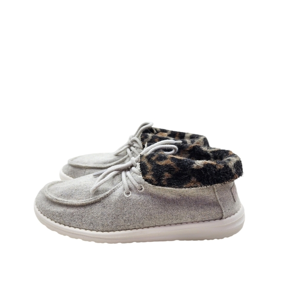 Hey Dude Women's Britt Cheetah Canvas Upper Ankle Booties - 7 - Picture 2 of 7